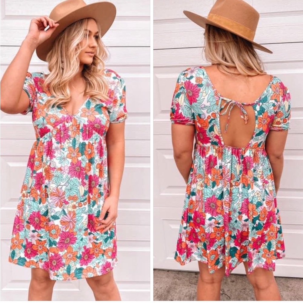 NEW• ZEN LILY BOHO FLORAL TIE BACK SHORT SLEEVE DRESS• XL